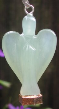orgonite-angel-pendant
